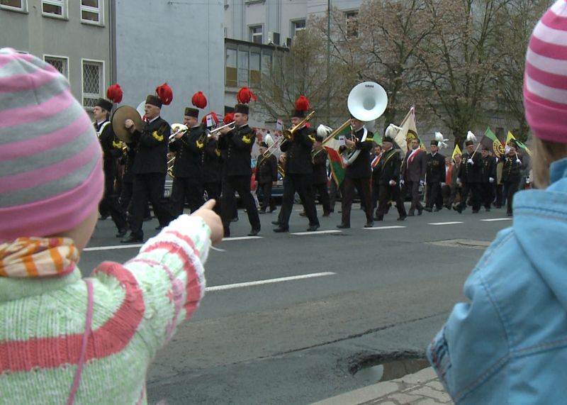 Pochód 1-majowy w Koninie - Iwona Krzyżak