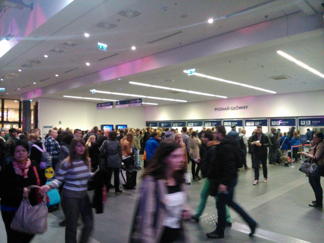 nowy dworzec (3) - Jacek Cerkaski 