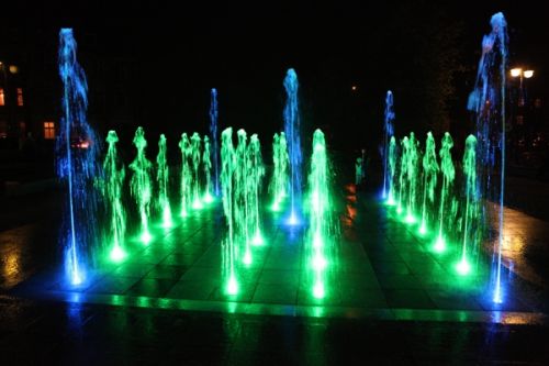 fontanna w Ostrowie (2) - Jarosław Wardawy