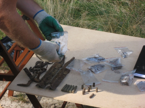 Domniemane groby pomordowanych w Gnieźnie - Dziekanka - Rafał Muniak