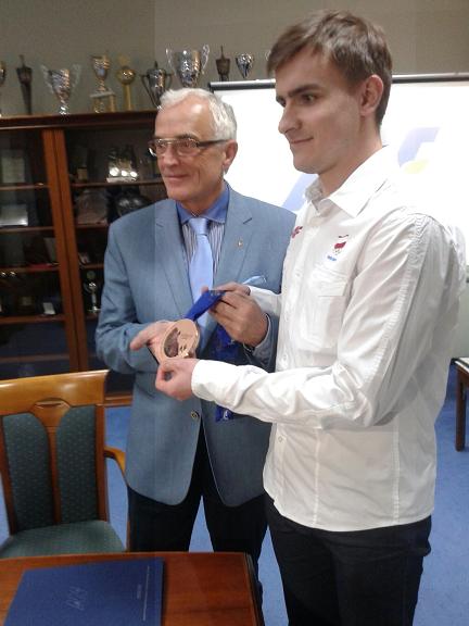 Jan Szymański - Grzegorz Hałasik 