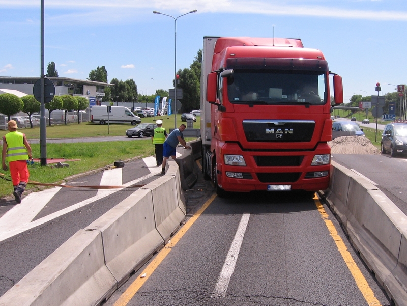 szykany na estakadzie 009 - Zarząd Dróg Miejskich