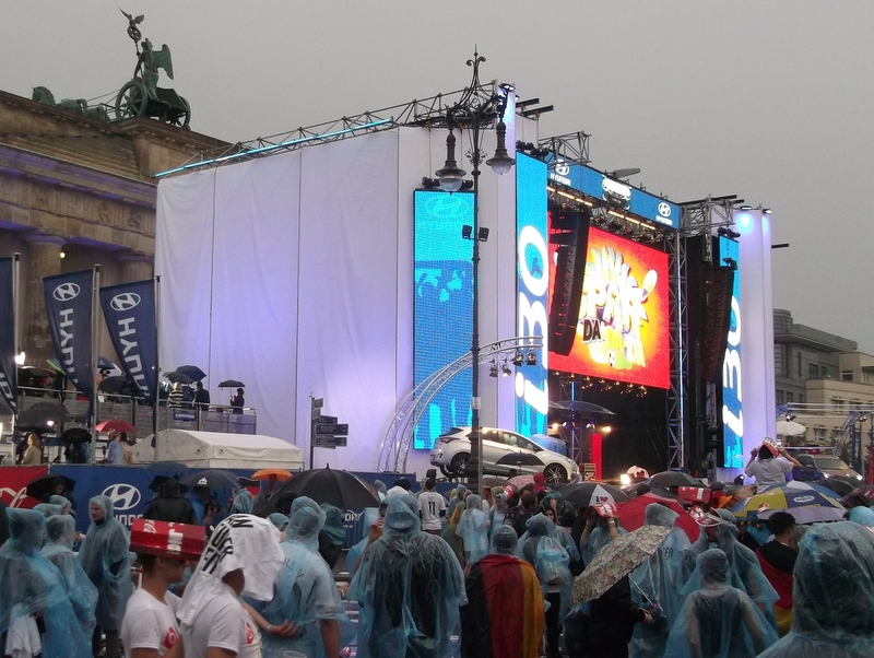 berlin mundial - Krzysztof Sadowski - Radio Merkury