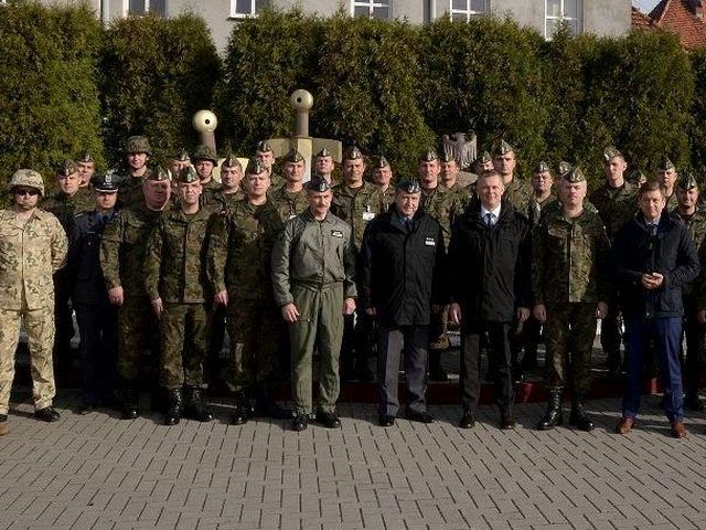 min siemoniak w kołach - Ministerstwo Obrony Narodowej