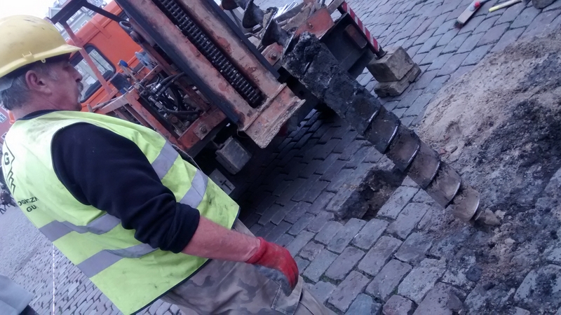 wiercenie na rynku - Wojciech Chmielewski