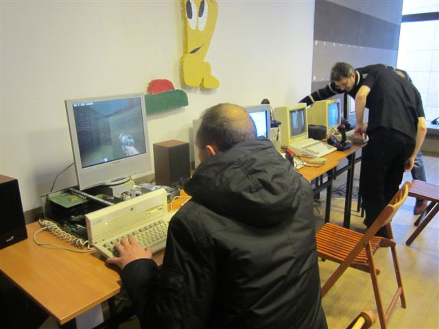 stare komputery - Magda Konieczna