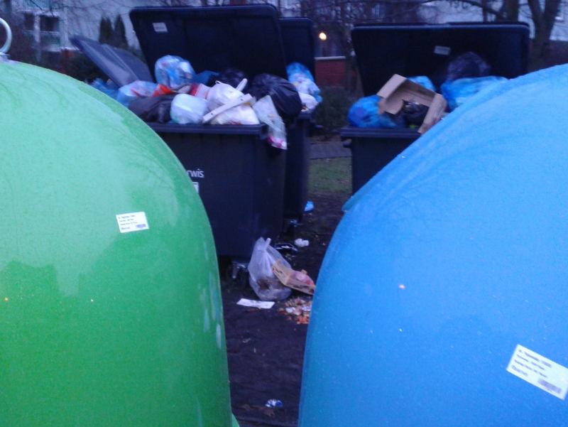 fb serwis i gory smieci - Szymon Mazur