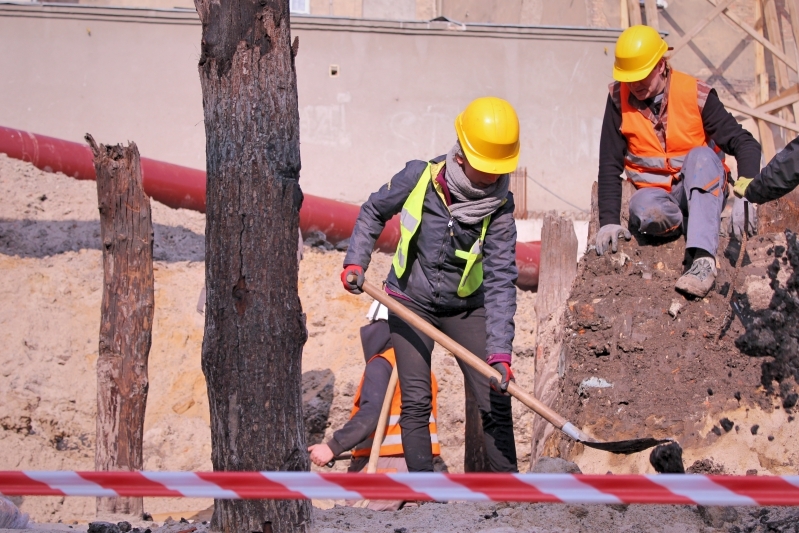 parking podziemny w budowie za bramką (4) - Marcin Wesołowski