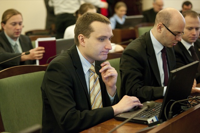 Sesja Rady Miasta - radny Mariusz Wiśniewski - Przemek Modliński - Radio Merkury