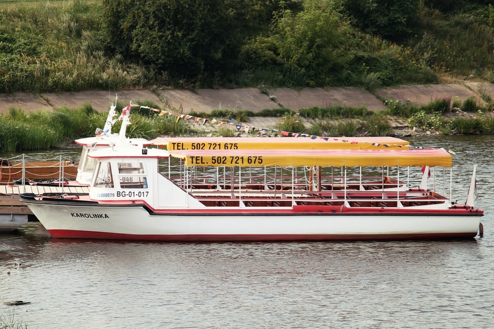 statki na warcie niski poziom (1) - Anna Adamczyk