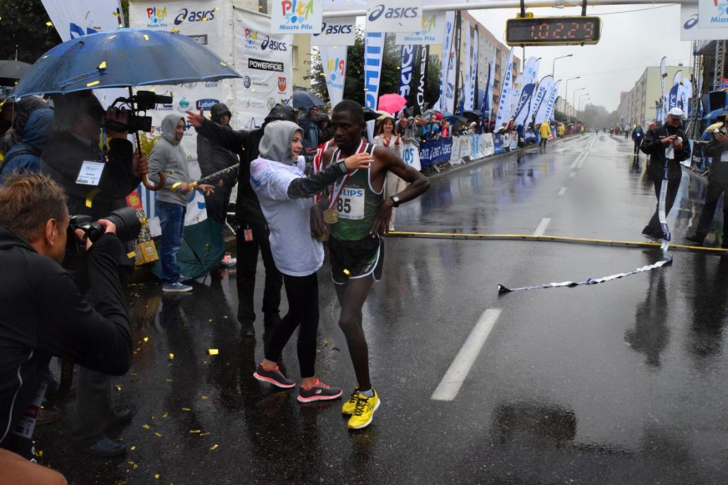 polmaraton-zwyciezca - Marcin Maziarz