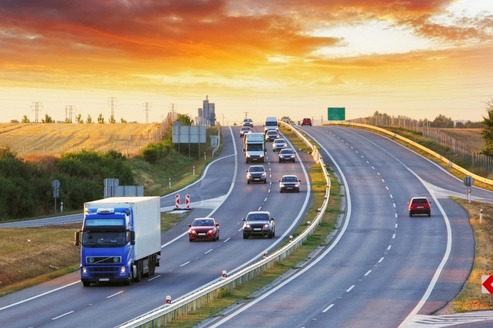 drogi autostrady krajowe cd - Radio Merkury - Fotolia.pl