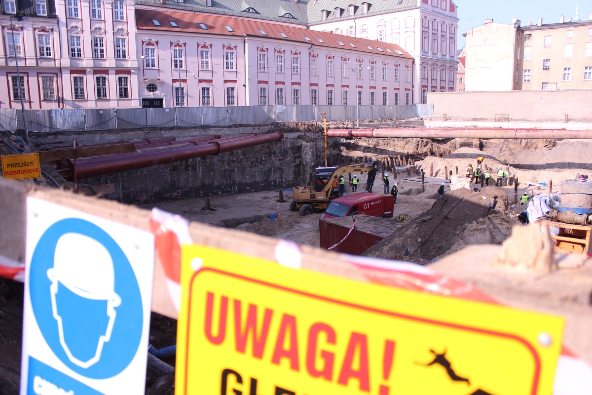 Za bramką - Marcin Wesołowski