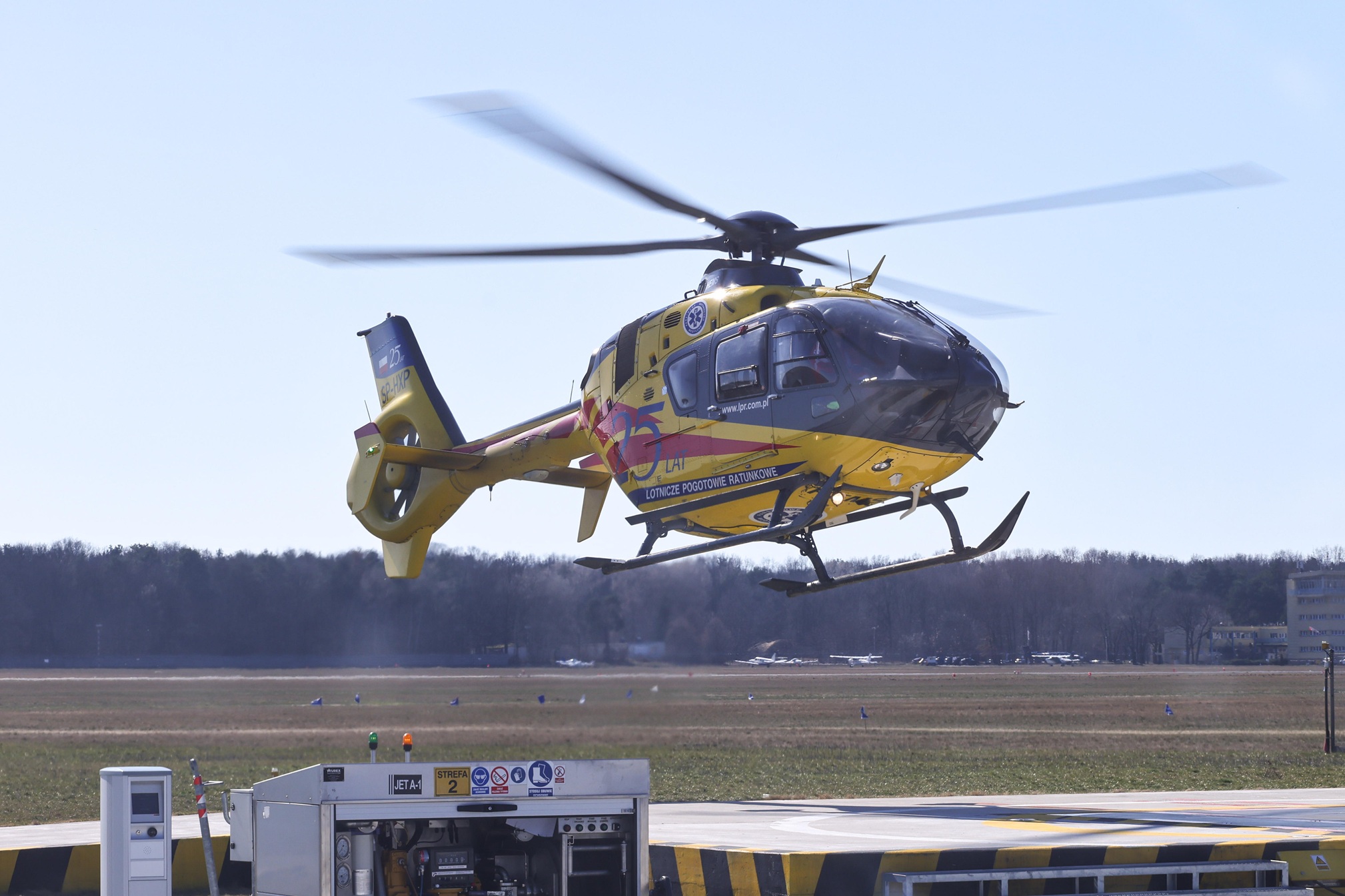 Wypadek na torze motocrossowym w Psarach Małych. Lądował helikopter LPR