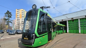 Poznań ma nowy tramwaj! Pierwszy pojazd z KPO już wozi pasażerów