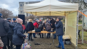 Setki mieszańców przeciwko pomysłom deweloperów. Protest na osiedlu Batorego w Poznaniu