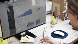 Dlaczego sprzedaż na Allegro nie zawsze rośnie, mimo dużego popytu?