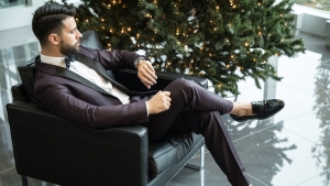 Eleganckie spodnie męskie: które sprawdzą się na spotkania biznesowe?