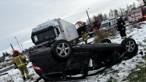 Wypadek w Przedczu. Dwie osoby zginęły, jedna walczy o życie w szpitalu