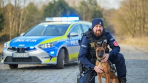 Policja w Pile z nowym czworonożnym bohaterem. Poznaj Szpilkę!