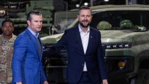 Pete Hegseth i Władysław Kosiniak-Kamysz spotkali się ze stacjonującymi w Powidzu żołnierzami