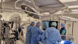 Poznańscy kardiochirurdzy mają duże wsparcie podczas operacji. "To bardzo innowacyjne urządzenie"