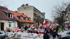 Gnieźnieński Marsz Niepodległości przyciągnął wielu uczestników