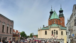 Niedziela to drugi dzień tradycyjnego odpustu św. Wojciecha w Gnieźnie