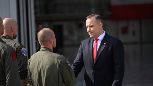 Karol Nawrocki do żołnierzy w Krzesinach: 