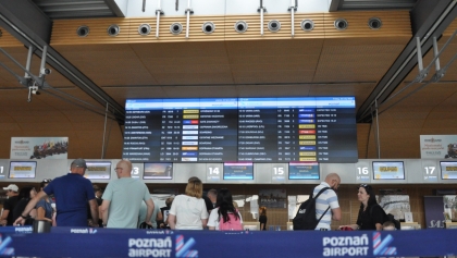 Skutki ataku na Iran odczuwalne na Ławicy. Odwołane loty i problemy z powrotami