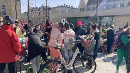 Z Centrum Kultury Zamek do Bramy Poznania. Wiosenna parada na rowerach