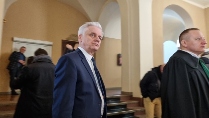 Burmistrz Wrześni z zakazem kontaktowania się z pracownikami Urzędu Miasta i Gminy