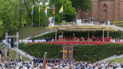 Uroczystości odpustowe ku czci św. Wojciecha. Tłumy wiernych w Gnieźnie 