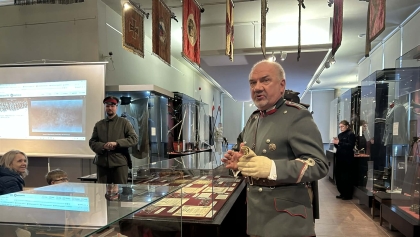 Przez mundur do wyobraźni najmłodszych