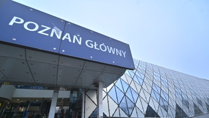 Opóźnienia, odwołane pociągi i przesiadki. Trudny dzień dla pasażerów kolei 