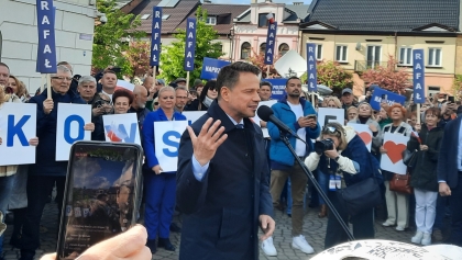 Ostatnie godziny kampanii. Trzaskowski apeluje o wspólnotę