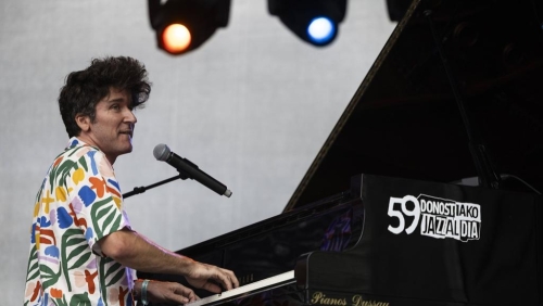 Muzyk, który potrafi zagrać wszystko: Marcin Masecki dla Radia Poznań!