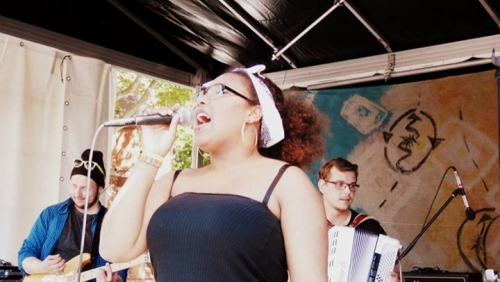 Sukces Mademoiselle Carmel