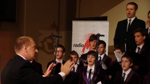 Głosy z przeszłości w synagodze (FILM)