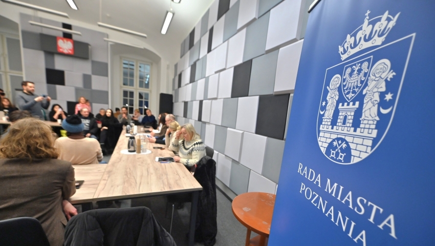 „Miliony na tacy dla Kościoła”. Mieszkańcy Osiedla Maltańskiego oskarżają radnych