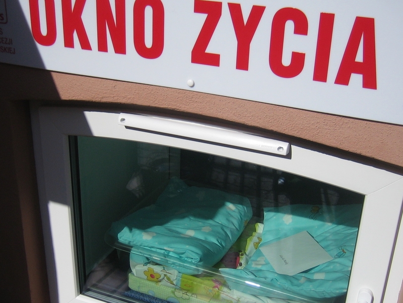 Alarm w oknie życia w Ostrzeszowie