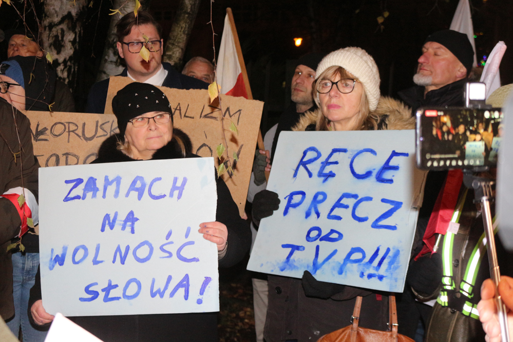 Protest W Obronie Tvp W Poznaniu Radio Poznań 3399