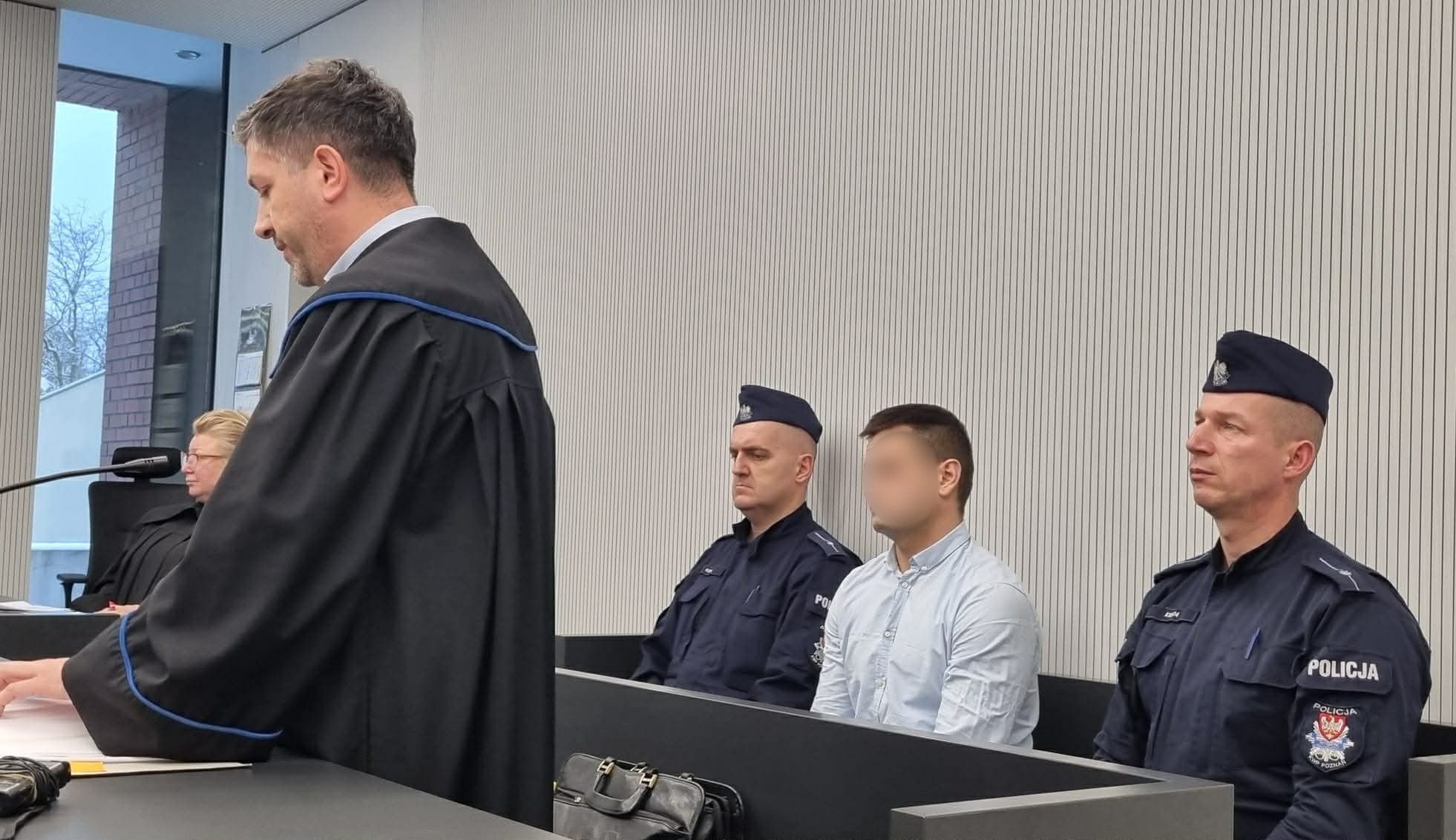 Wyszarpnął policjantom broń i zaczął strzelać. Sąd Apelacyjny rozstrzygnie sprawę z Turku