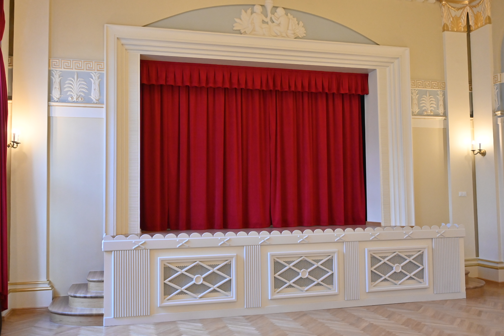 Dom Tramwajarza odnowiony. Sala Amarantowa odzyskała blask