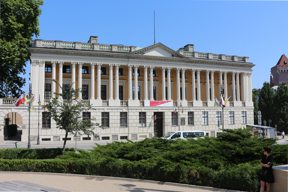 Spalona i odbudowana. Historia Biblioteki Raczyńskich