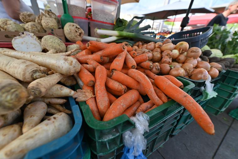 Warzywa o 1 w nocy? Nowy sposób na zakupy prosto od rolnika