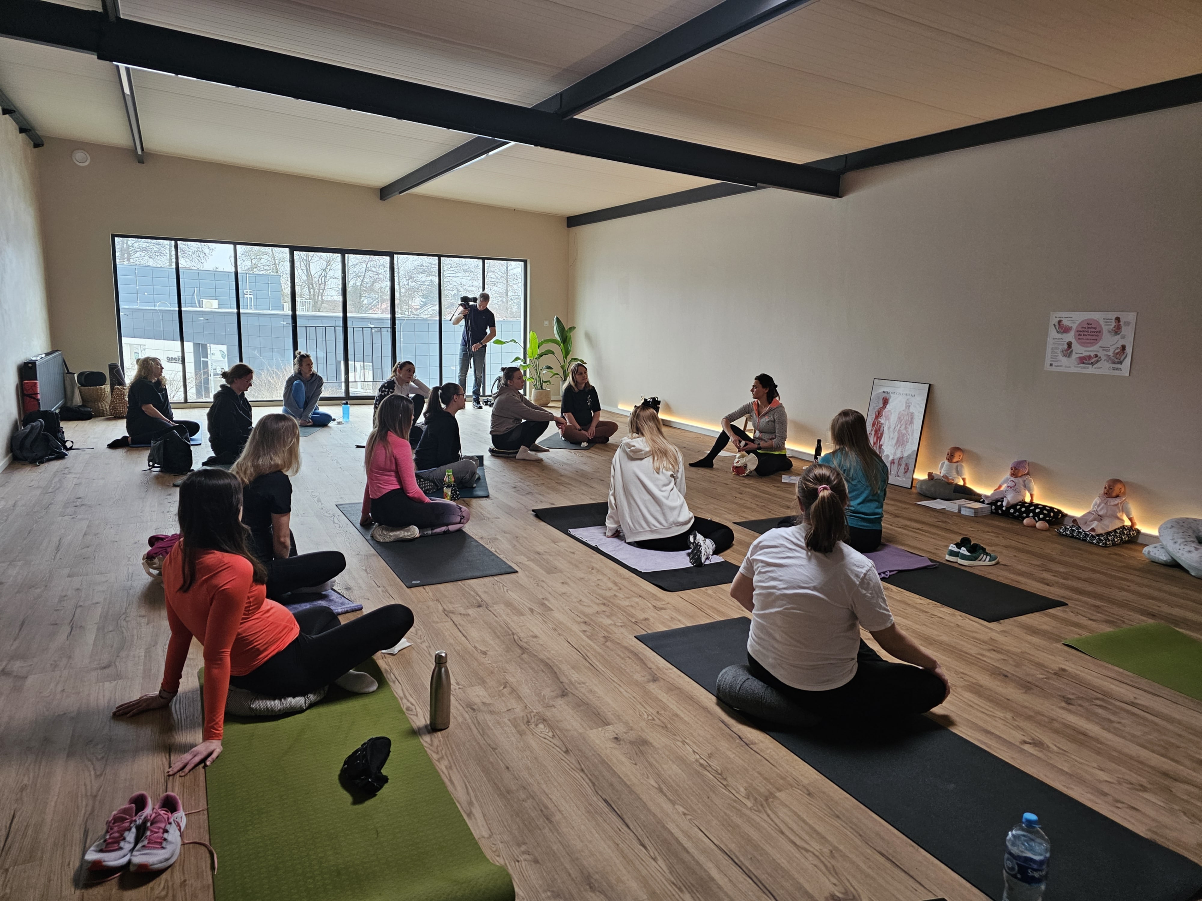 Bezpieczna ciąża krok po kroku. „Projekt Mama” w Hangarze Piątkowo